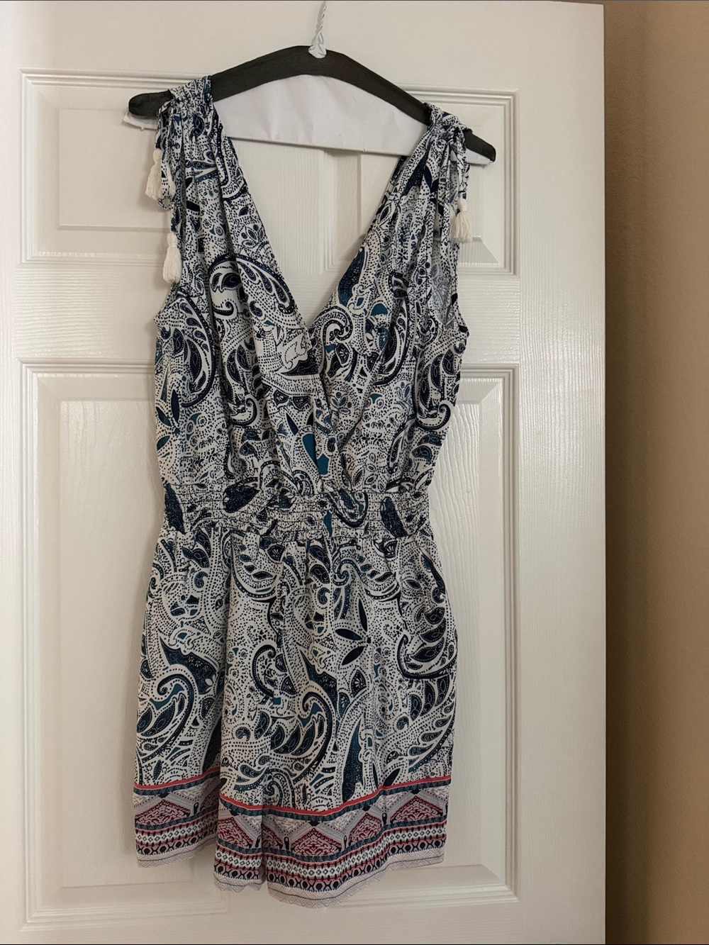 Sleeveless Navy and White Paisley V-Neck romper shorts